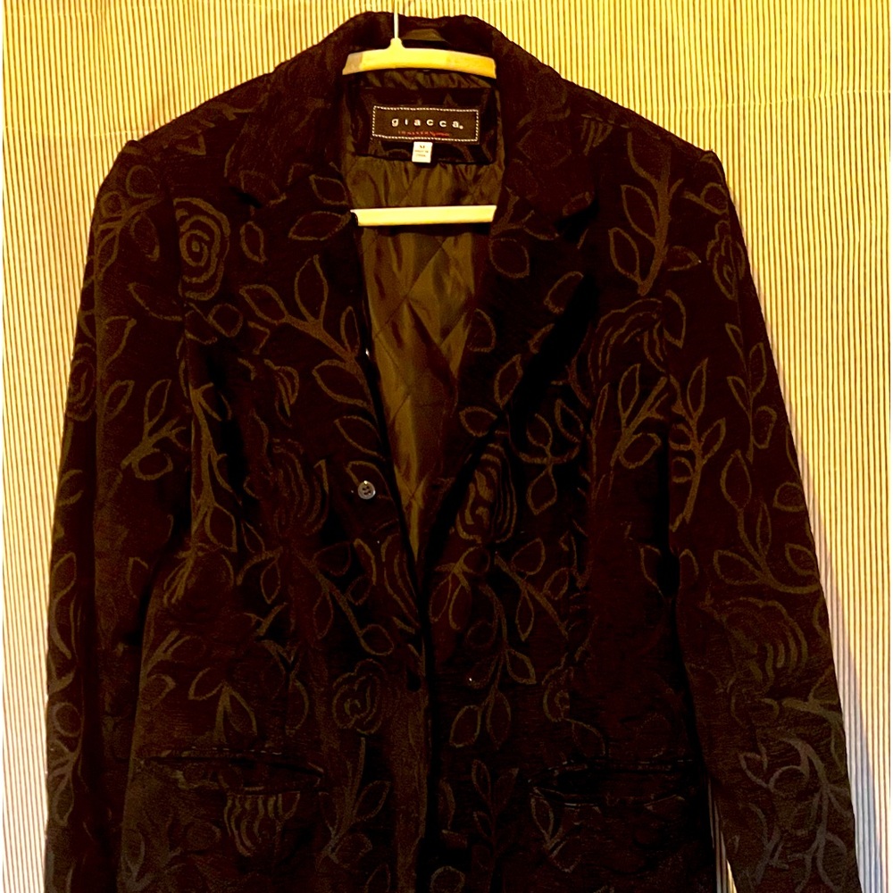 Beautiful Flowered Patterned Jacket, Barely Worn.… - image 1